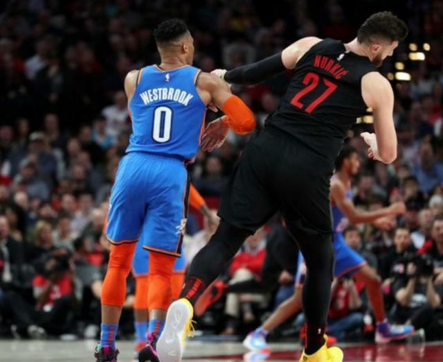 的球迷看到 的球迷看到