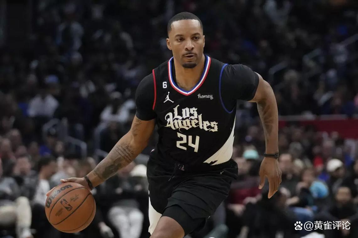 舞台上大放 舞台上大放