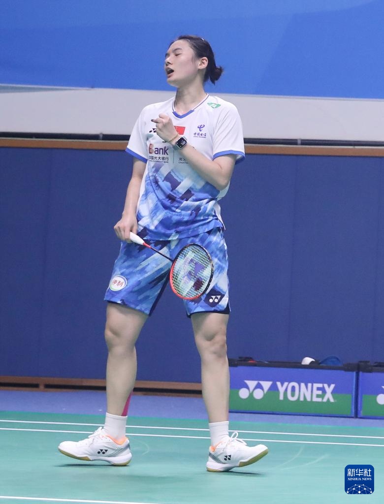 随着比赛深 随着比赛深