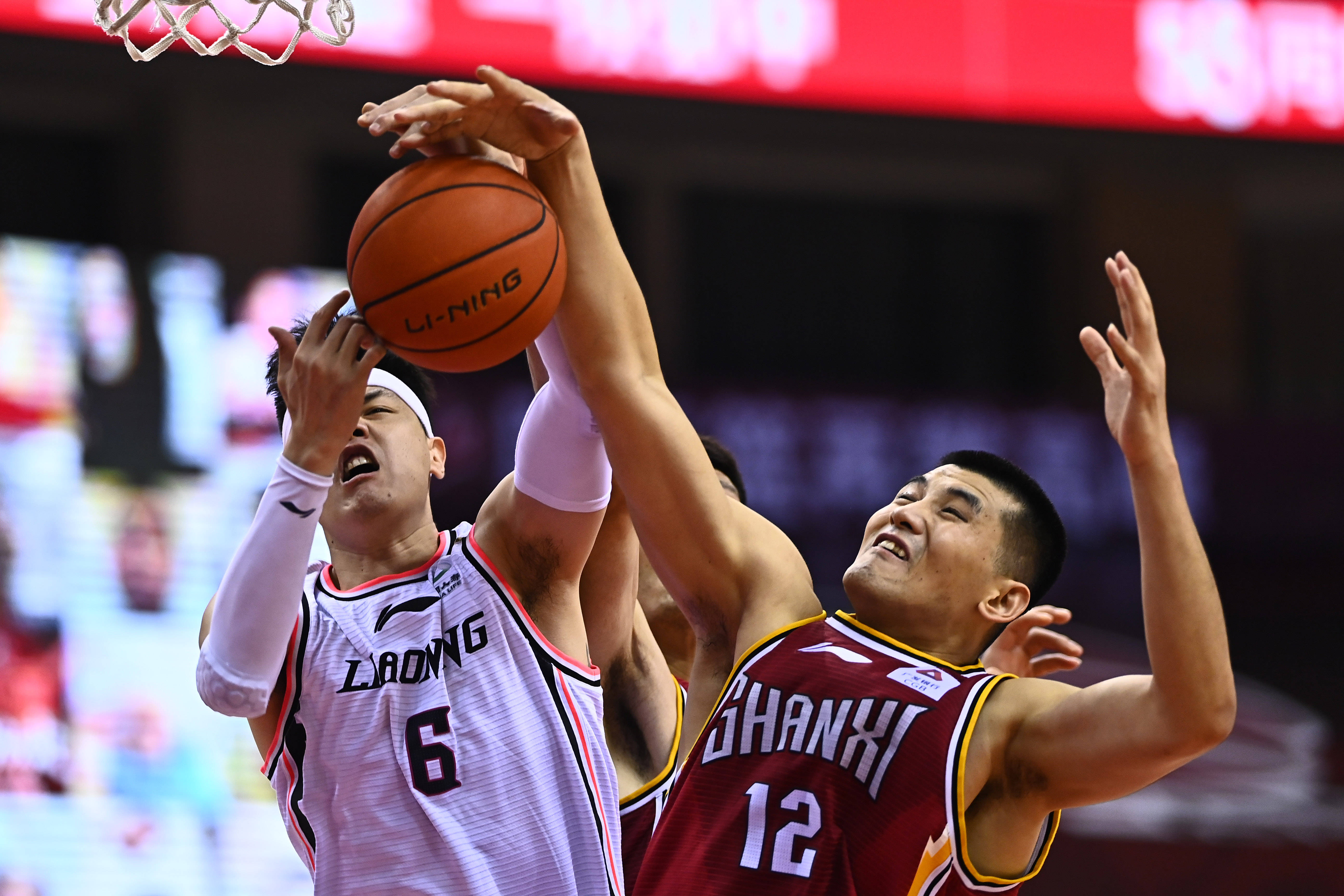 布克缺席 布克缺席